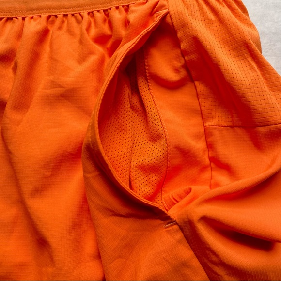 New Nike Stride 7" DriFit Running Shorts XXL Orange Brief Lined DM4761-885 - Picture 5 of 10